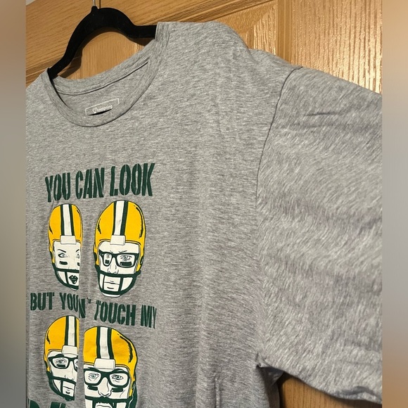 The Green Bay Packers ft. The Band Garbage Limited Edition Tee - Picture 5 of 9